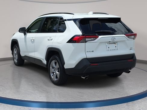 Used 2025 Toyota RAV4 XLE w/ Convenience Package AWD/4WD image 7