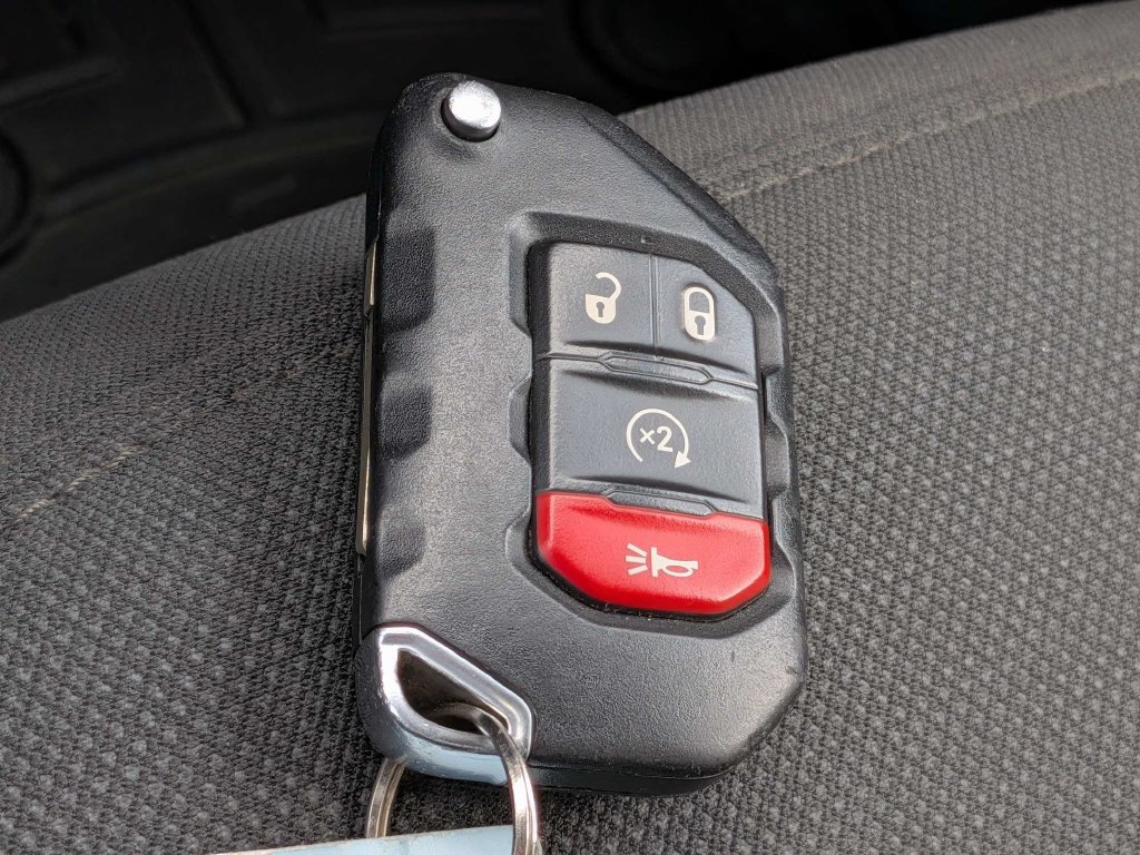 Used 2020 Jeep Wrangler Unlimited Sport S AWD/4WD image 29