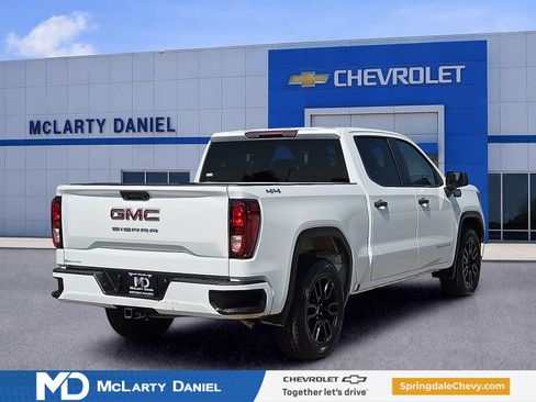 Used 2024 GMC Sierra 1500 Pro w/ Graphite Edition AWD/4WD image 5
