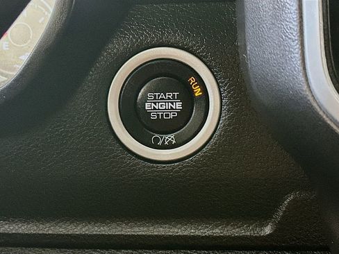 Used 2022 RAM 2500 Big Horn image 27