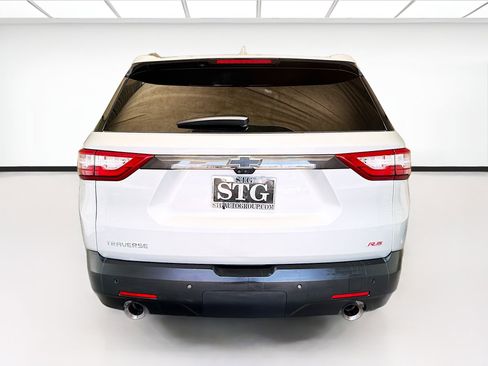 Used 2021 Chevrolet Traverse RS FWD image 5