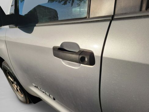 Used 2016 Toyota Tundra SR5 w/ SR5 Upgrade Package image 26