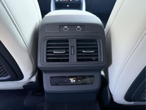 New 2025 Audi Q5 Premium image 19