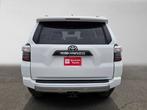 Certified 2023 Toyota 4Runner TRD Off-Road Premium w/ Moonroof Package AWD/4WD image 5