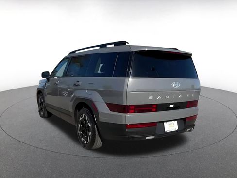 Used 2025 Hyundai Santa Fe SEL image 11