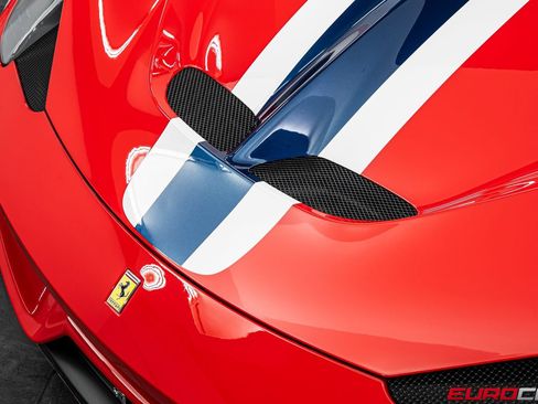 Used 2015 Ferrari 458 Speciale Coupe RWD image 10