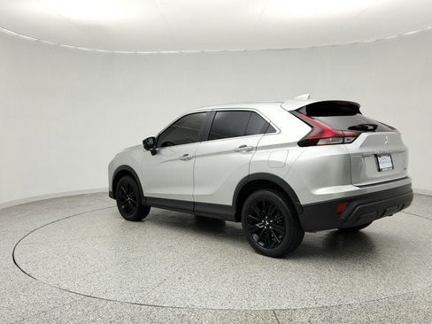 Used 2025 Mitsubishi Eclipse Cross LE AWD/4WD image 7