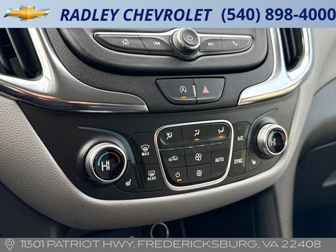 Used 2024 Chevrolet Equinox LT image 9