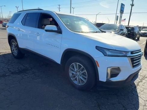 Used 2022 Chevrolet Traverse LT AWD/4WD image 2