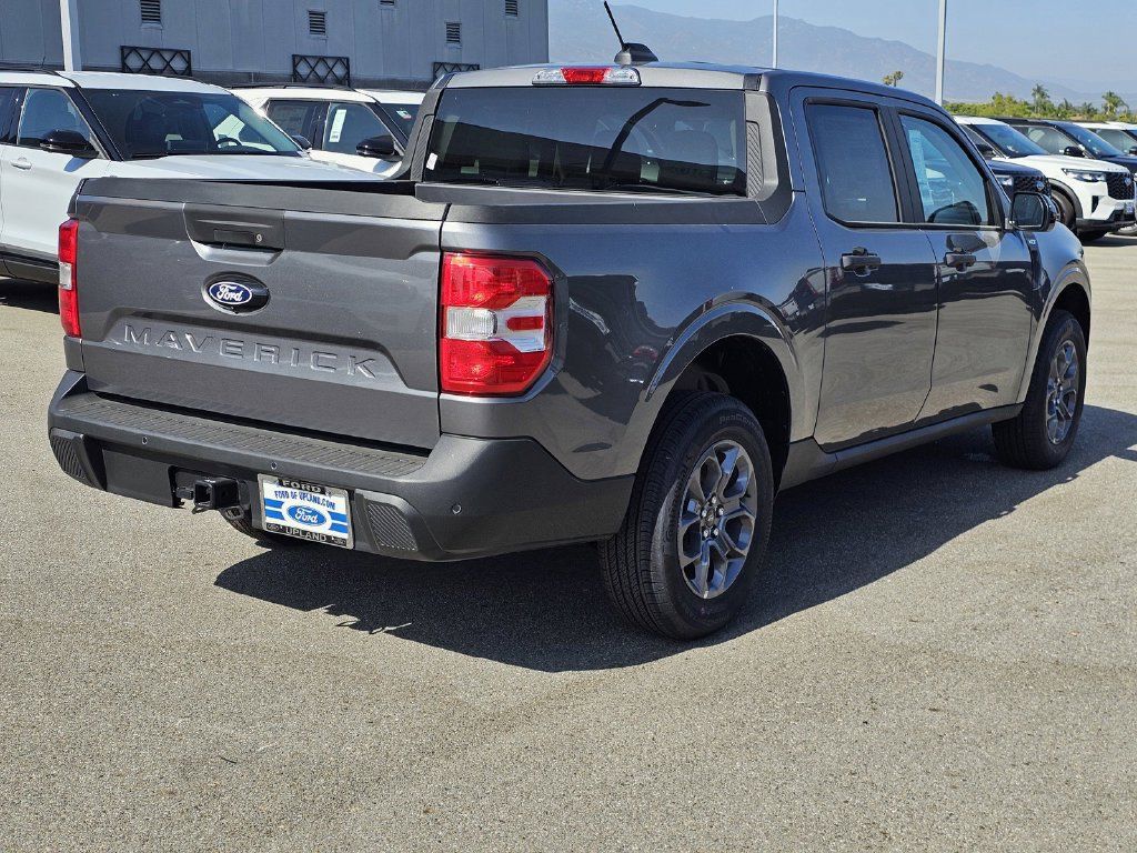 Used 2026 Ford Maverick XLT w/ XLT Luxury Package FWD image 8