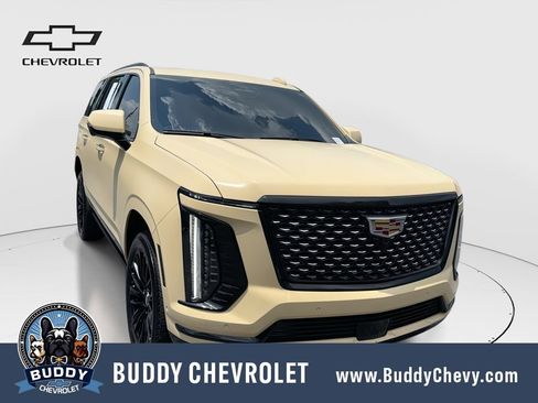 Used 2025 Cadillac Escalade Premium Luxury AWD/4WD image 1