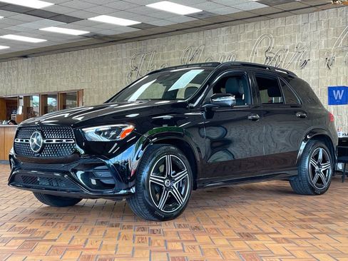 Used 2024 Mercedes-Benz GLE 450e 4MATIC image 4