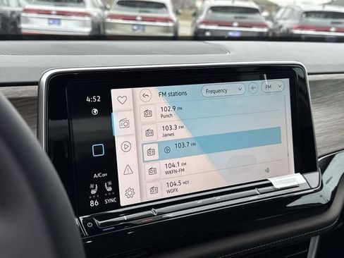 New 2026 Volkswagen Atlas SEL image 19