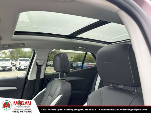 Certified 2024 Buick Envision Sport Touring AWD/4WD image 21