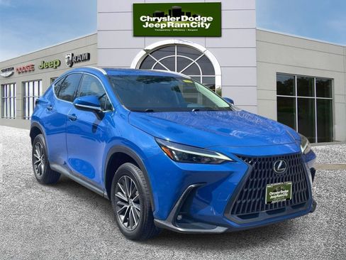 Used 2022 Lexus NX 350 AWD w/ Cold Area Package image 4
