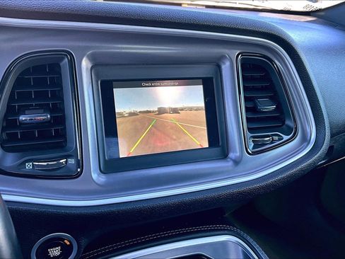 Used 2021 Dodge Challenger SXT image 21