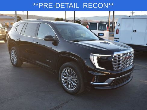 Used 2025 GMC Acadia Denali w/ LPO, Floor Liner Package image 6