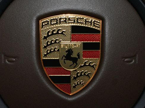 Used 2021 Porsche 911 Turbo image 32