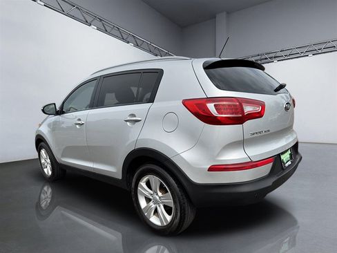 Used 2011 Kia Sportage LX w/ Convenience Pkg FWD image 5