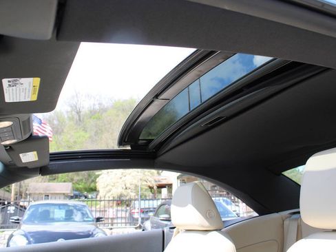 Used 2013 Volkswagen Eos Lux FWD image 14
