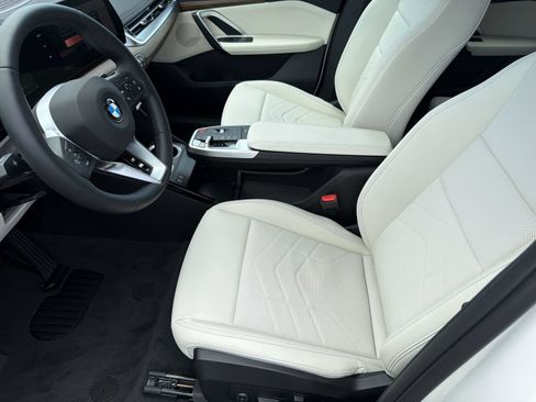 New 2026 BMW X1 xDrive28i w/ Technology Package AWD/4WD image 5
