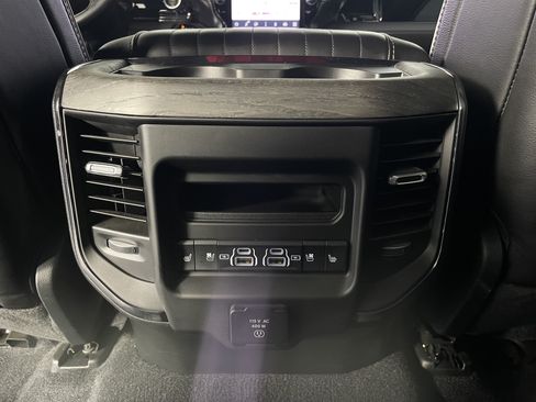 Used 2025 RAM 1500 Limited AWD/4WD image 25