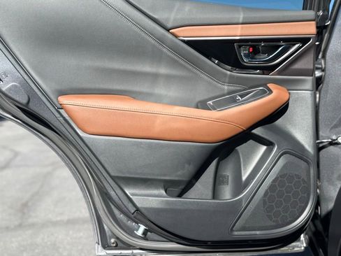 Used 2025 Subaru Outback Touring image 41