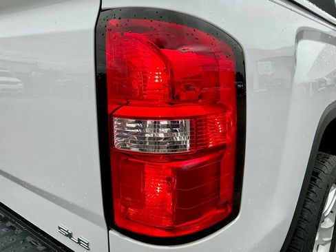 Used 2017 GMC Sierra 1500 SLE w/ SLE Value Package RWD image 16