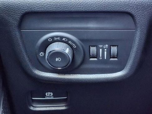 New 2025 Jeep Grand Cherokee Limited image 17