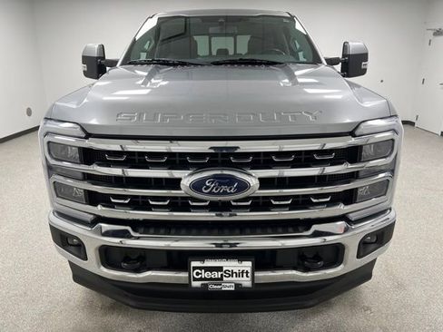 Used 2023 Ford F250 Lariat AWD/4WD image 3