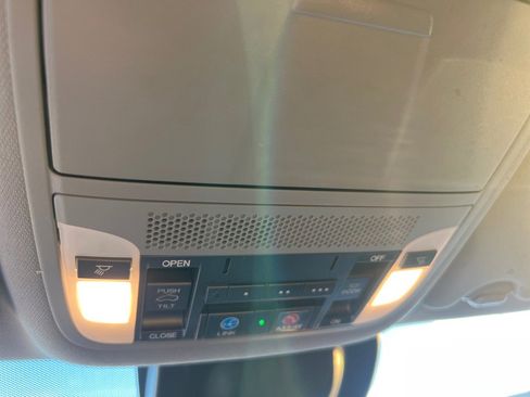 Used 2017 Acura MDX FWD w/ Technology Package image 42