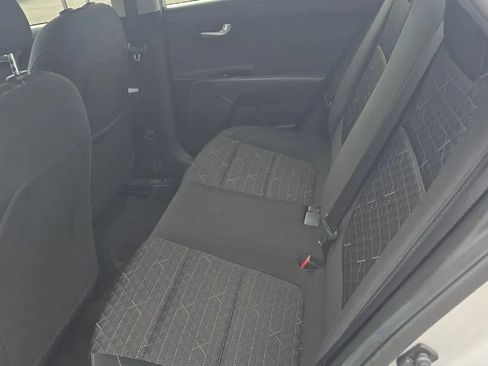 Used 2021 Kia Rio LX FWD image 6