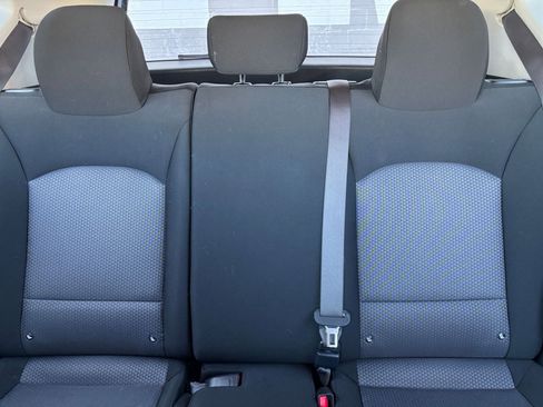 Used 2025 Kia Soul LX w/ LX Technology Package FWD image 35