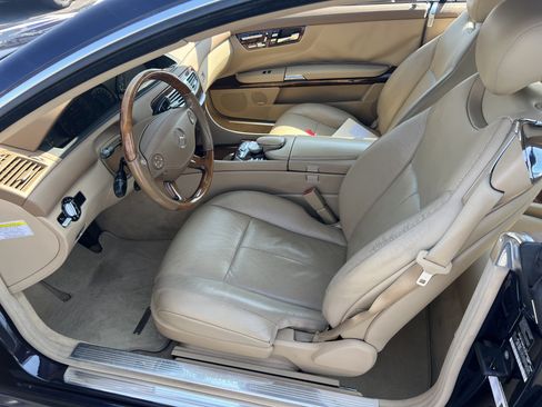 Used 2009 Mercedes-Benz CL 550 4MATIC image 16