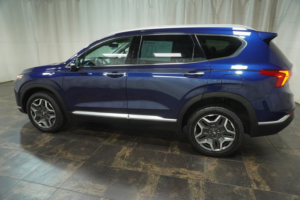 Used 2023 Hyundai Santa Fe Limited AWD/4WD image 9