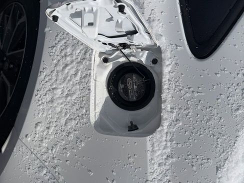 Used 2022 Toyota Corolla SE image 13