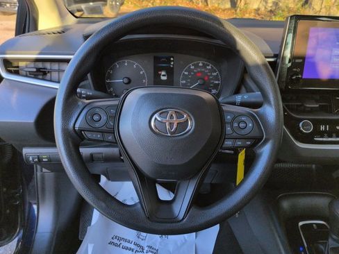 Used 2023 Toyota Corolla LE image 15