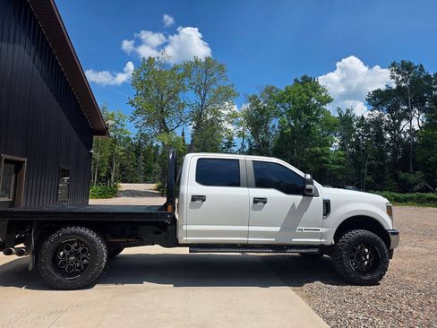 Used 2019 Ford F250 XL w/ Power Equipment Group AWD/4WD image 9