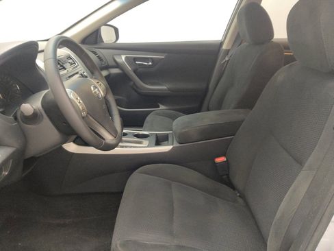 Used 2015 Nissan Altima 2.5 SV w/ Convenience Package FWD image 17