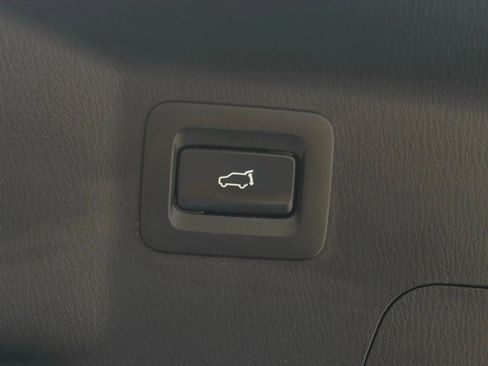 Used 2021 MAZDA CX-9 Touring w/ Touring Premium Package image 16