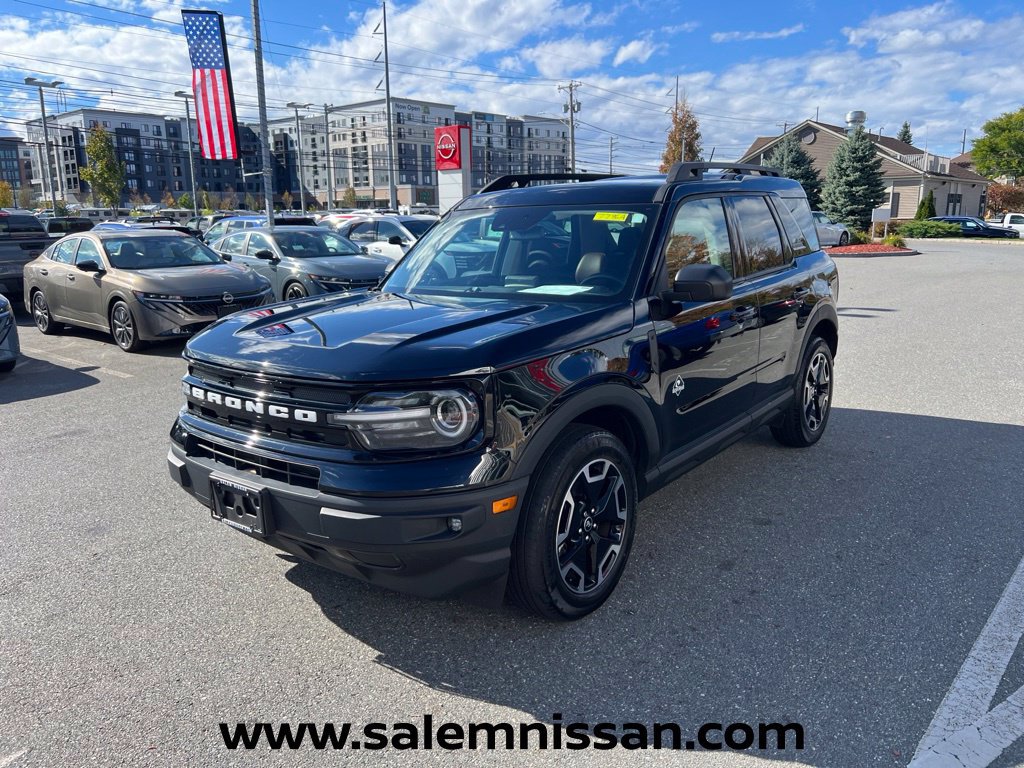 Used 2023 Ford Bronco Sport Outer Banks w/ Tech Package AWD/4WD image 3