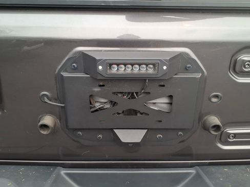 Used 2018 Jeep Wrangler Unlimited Rubicon AWD/4WD image 14