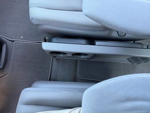 Used 2010 Honda CR-V LX image 95