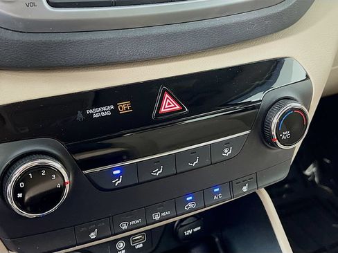 Used 2018 Hyundai Tucson SEL FWD image 14