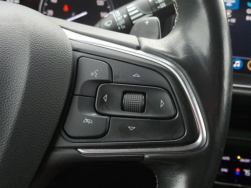 Used 2021 Buick Envision Essence image 21