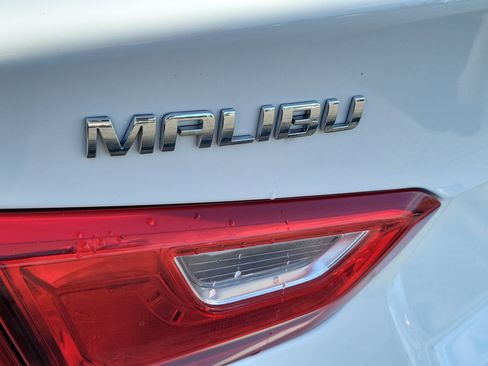 Used 2024 Chevrolet Malibu LT image 23