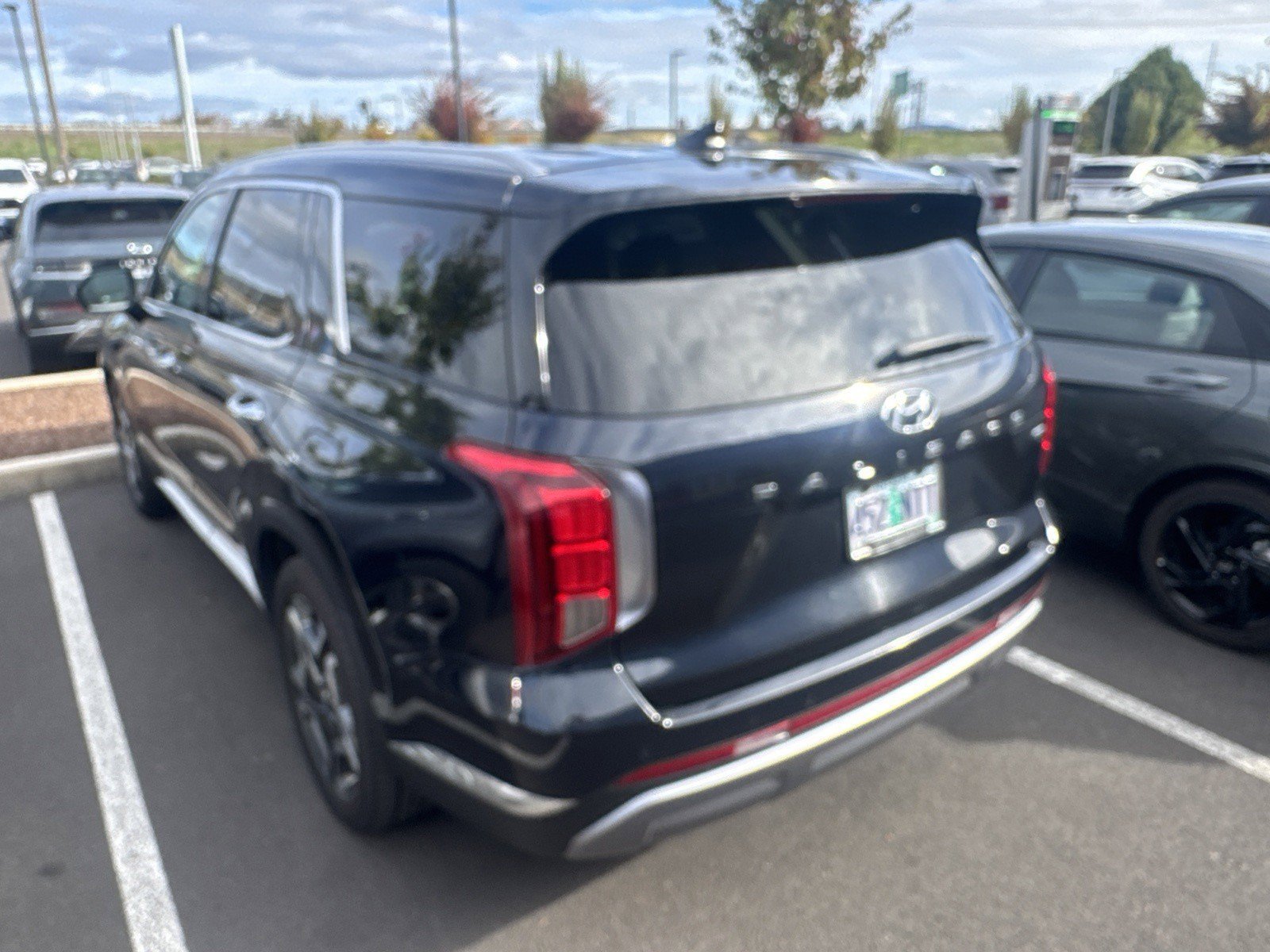 Used 2023 Hyundai Palisade Limited AWD/4WD image 11