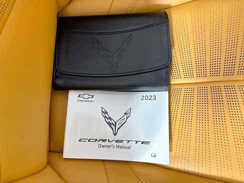 Used 2023 Chevrolet Corvette Stingray Premium Conv w/ Z51 Performance Package RWD image 38