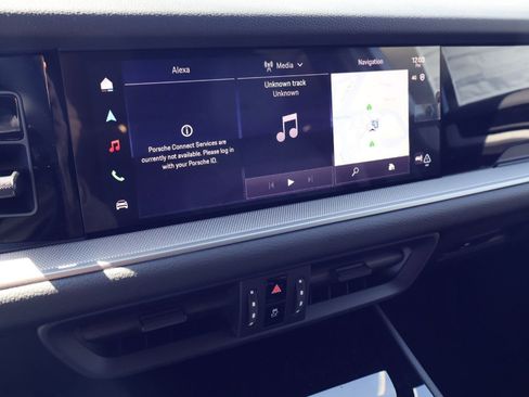 New 2026 Porsche Cayenne image 17