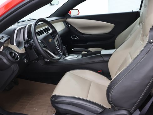 Used 2014 Chevrolet Camaro SS w/ RS Package RWD image 8
